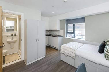 Hollingdean Road, Elm Grove, Brighton - Image 2